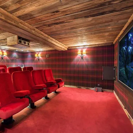 Dağ evi Chalet With Jacuzzi In Winterberg